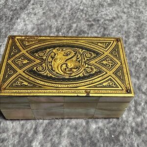 Trinket Box Mother Pearl